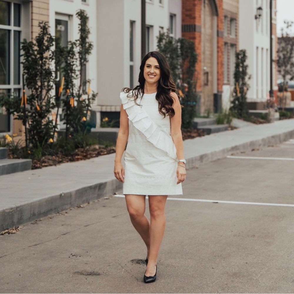 Ted Baker Size 2 (US SIZE 6) White ruffles dress